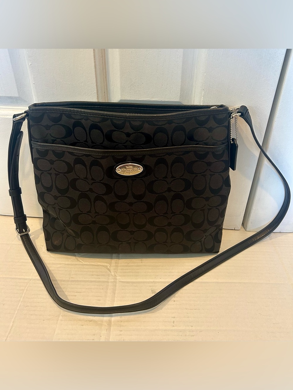 Vintage Coach Black Signature Jacquard Crossbody Shoulder Bag 11”x12”